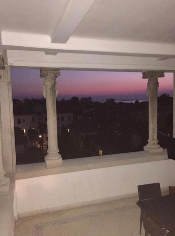Stylish Penthouse Apartment In Venice Lido, 10 Minutes From Saint Marks Square Veneţia-Lido Exterior foto
